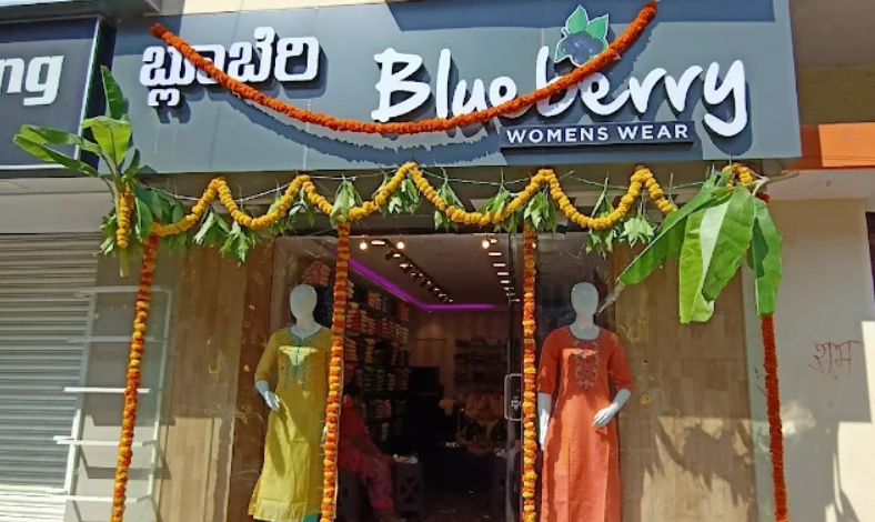 Blueberry womens wear