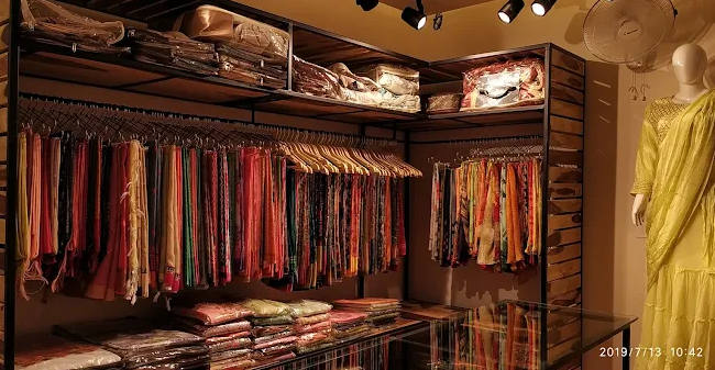 Hatke by Kavita Rawat